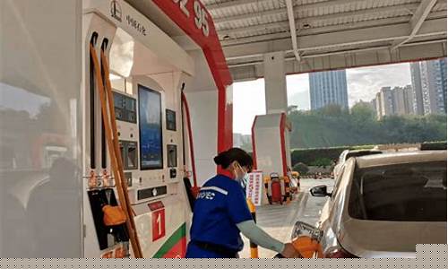 宜宾油价查询-宜宾油价或再次调整